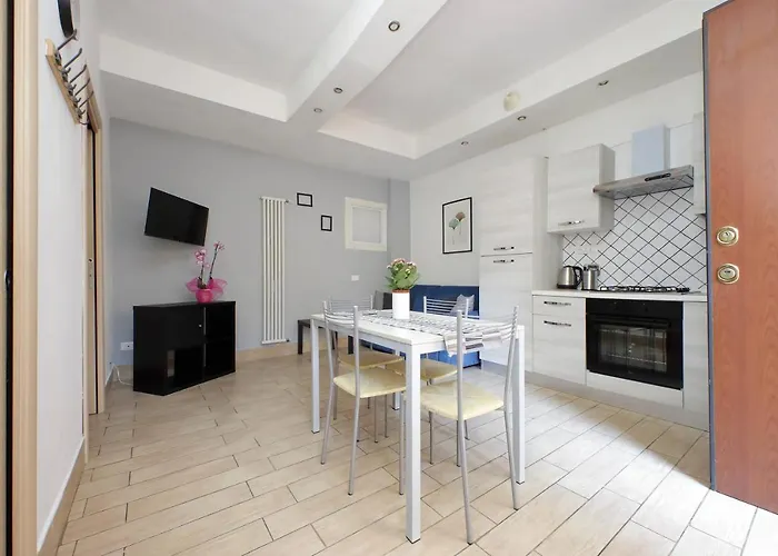 Cozy Vatican Flat With Courtyard Appartement Rome